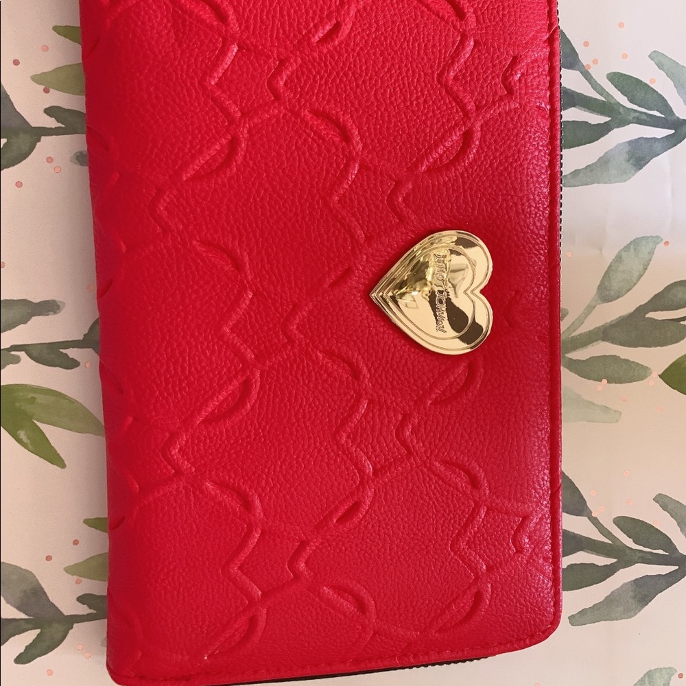 Betsey Johnson Red Heart Wristlet Wallet
